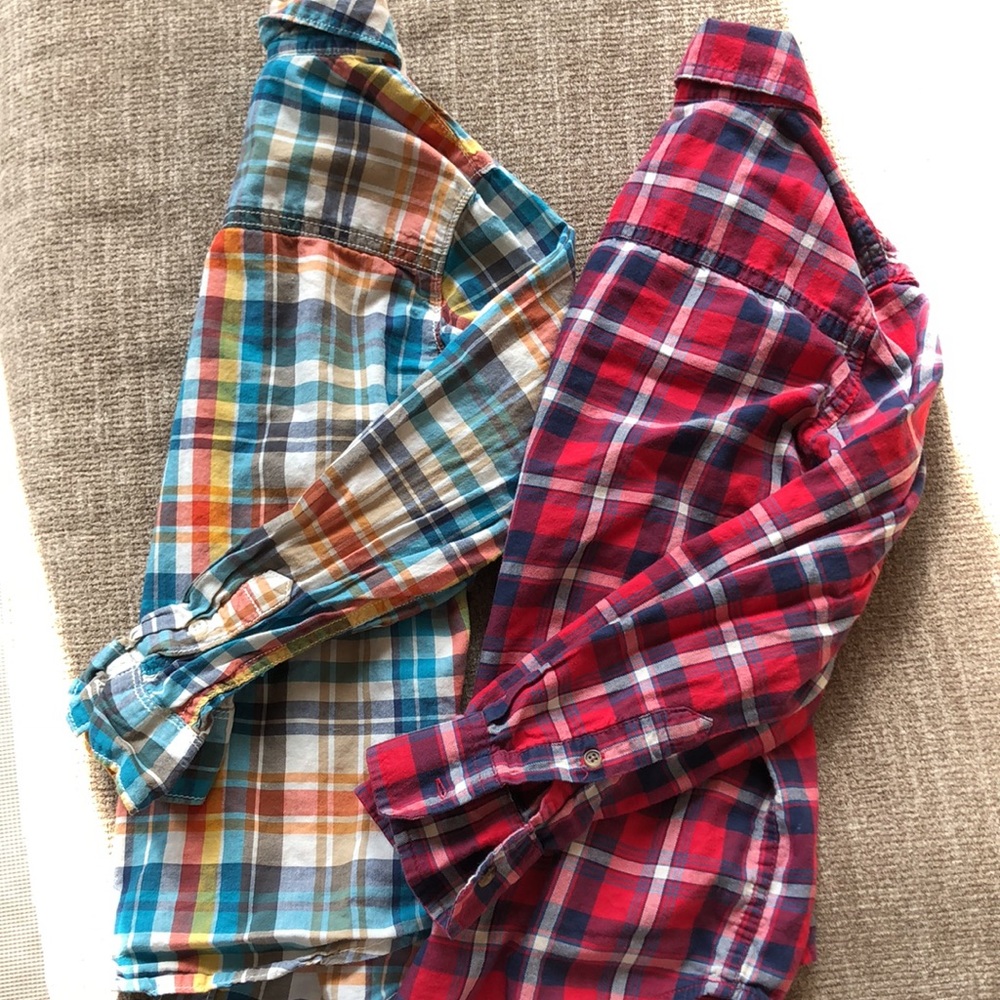 Boys size 6/7 button down shirts bundle